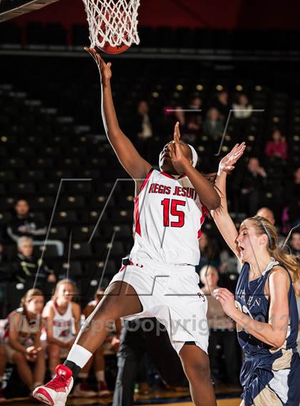 Thumbnail 1 in Regis Jesuit vs. Mullen photogallery.