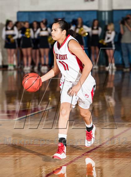 Thumbnail 1 in Regis Jesuit vs. Mullen photogallery.