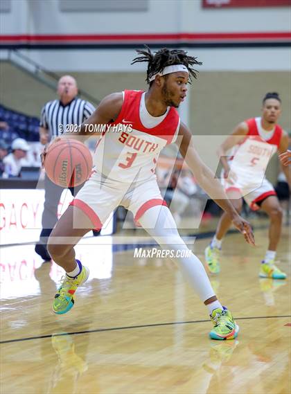 Thumbnail 1 in South Grand Prairie vs John Paul II (Whataburger Tournament) photogallery.