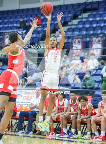 Thumbnail 2 in South Grand Prairie vs John Paul II (Whataburger Tournament) photogallery.
