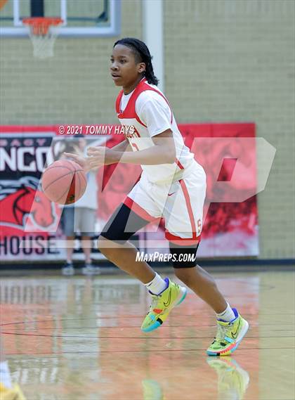 Thumbnail 2 in South Grand Prairie vs John Paul II (Whataburger Tournament) photogallery.