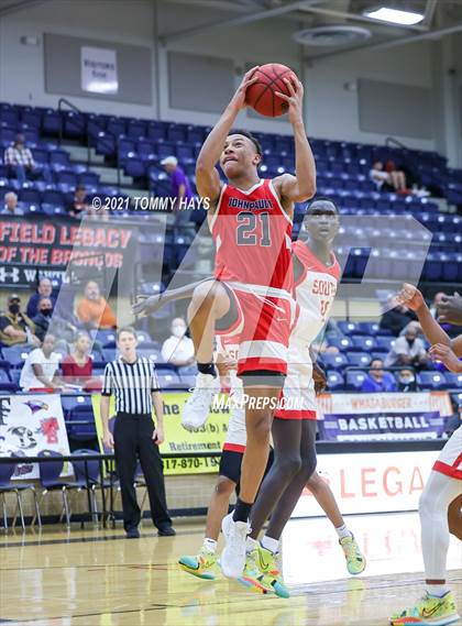 Thumbnail 3 in South Grand Prairie vs John Paul II (Whataburger Tournament) photogallery.