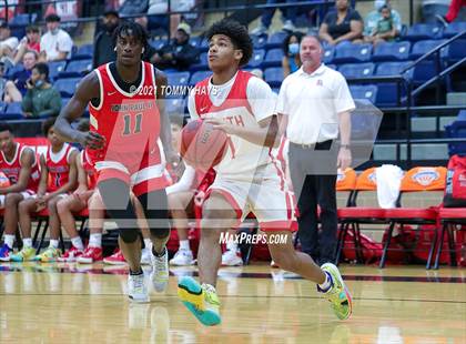 Thumbnail 3 in South Grand Prairie vs John Paul II (Whataburger Tournament) photogallery.