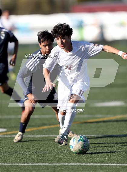 Thumbnail 2 in Flowing Wells vs Nogales (Brandon Bean Soccer Tournament) photogallery.