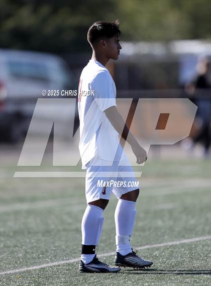 Thumbnail 1 in Flowing Wells vs Nogales (Brandon Bean Soccer Tournament) photogallery.
