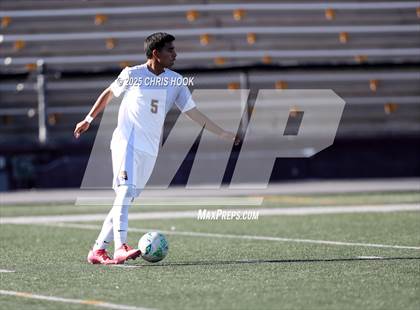 Thumbnail 3 in Flowing Wells vs Nogales (Brandon Bean Soccer Tournament) photogallery.