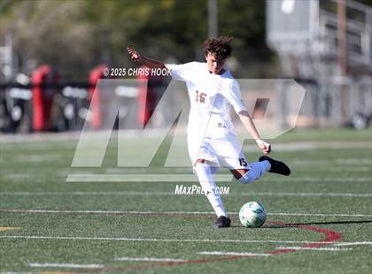 Thumbnail 2 in Flowing Wells vs Nogales (Brandon Bean Soccer Tournament) photogallery.