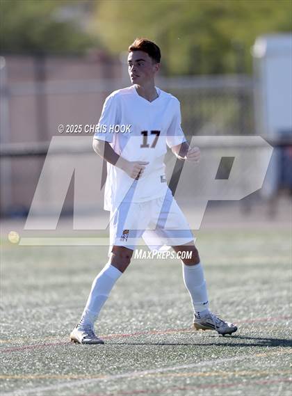 Thumbnail 3 in Flowing Wells vs Nogales (Brandon Bean Soccer Tournament) photogallery.