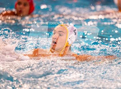 Thumbnail 2 in Mater Dei vs. Foothill photogallery.