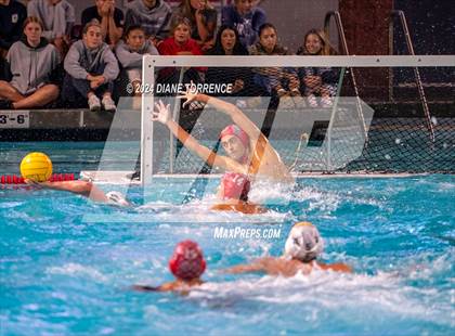 Thumbnail 3 in Mater Dei vs. Foothill photogallery.