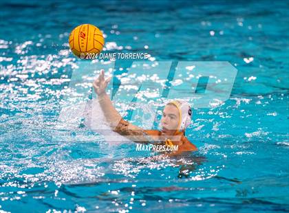 Thumbnail 3 in Mater Dei vs. Foothill photogallery.