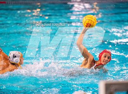 Thumbnail 2 in Mater Dei vs. Foothill photogallery.