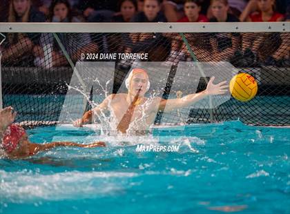 Thumbnail 1 in Mater Dei vs. Foothill photogallery.
