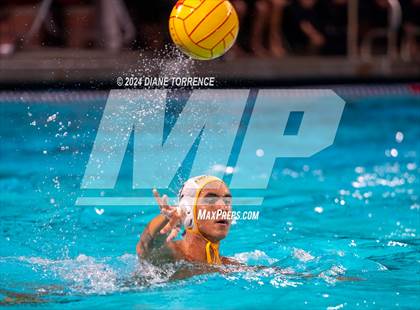 Thumbnail 3 in Mater Dei vs. Foothill photogallery.