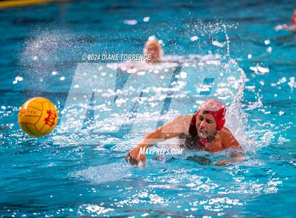 Thumbnail 3 in Mater Dei vs. Foothill photogallery.