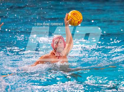 Thumbnail 3 in Mater Dei vs. Foothill photogallery.