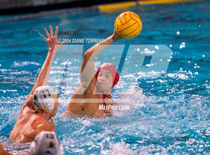 Thumbnail 3 in Mater Dei vs. Foothill photogallery.