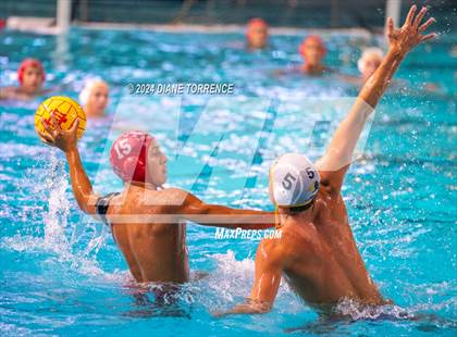 Thumbnail 2 in Mater Dei vs. Foothill photogallery.