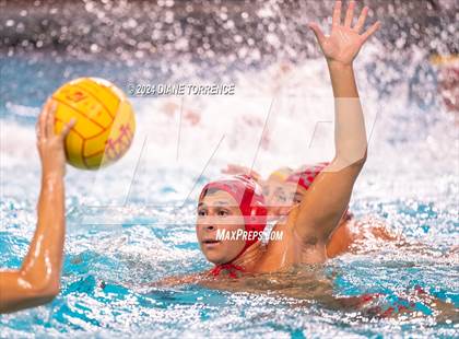 Thumbnail 3 in Mater Dei vs. Foothill photogallery.
