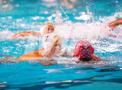 Thumbnail 3 in Mater Dei vs. Foothill photogallery.