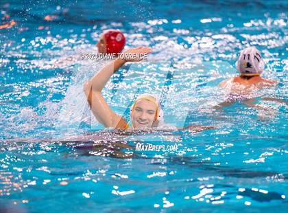 Thumbnail 2 in Mater Dei vs. Foothill photogallery.