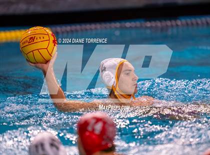 Thumbnail 1 in Mater Dei vs. Foothill photogallery.