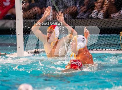 Thumbnail 3 in Mater Dei vs. Foothill photogallery.