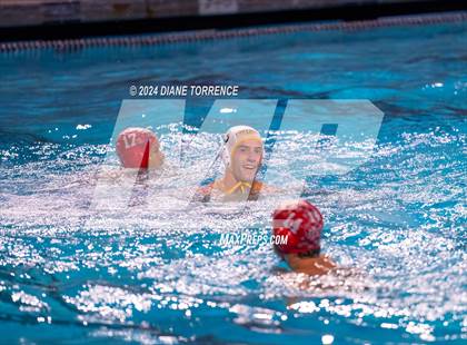 Thumbnail 3 in Mater Dei vs. Foothill photogallery.