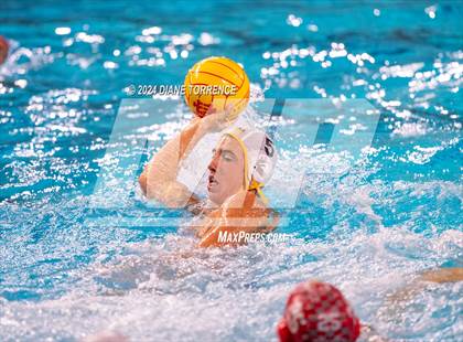Thumbnail 2 in Mater Dei vs. Foothill photogallery.