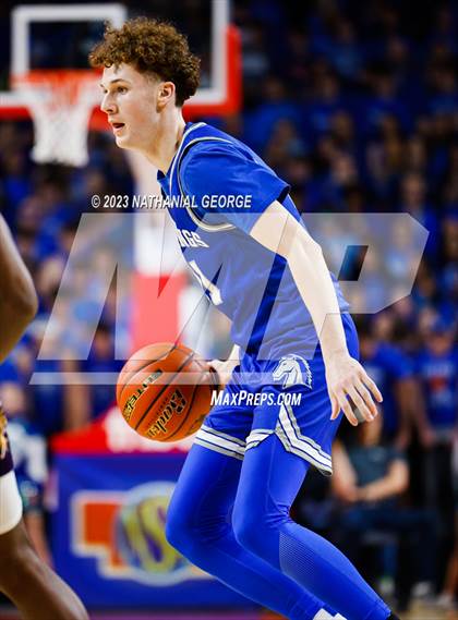 Thumbnail 1 in Bellevue West vs. Millard North (NSAA Class A Final) photogallery.