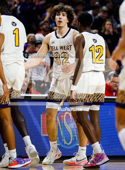 Thumbnail 2 in Bellevue West vs. Millard North (NSAA Class A Final) photogallery.