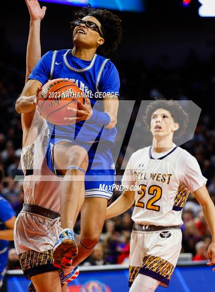 Thumbnail 1 in Bellevue West vs. Millard North (NSAA Class A Final) photogallery.