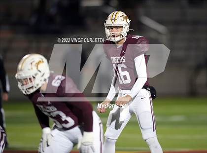 Thumbnail 3 in Manor @ Dripping Springs (UIL 6A Bi-District Playoff) photogallery.