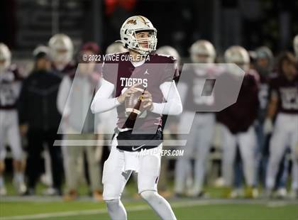 Thumbnail 2 in Manor @ Dripping Springs (UIL 6A Bi-District Playoff) photogallery.