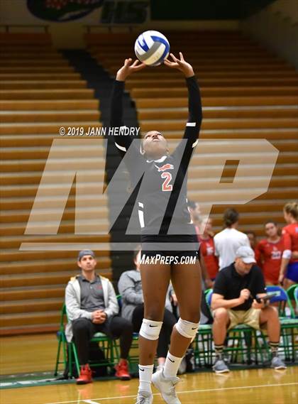 Thumbnail 3 in Leon vs. Bonneville (Durango Fall Classic) photogallery.