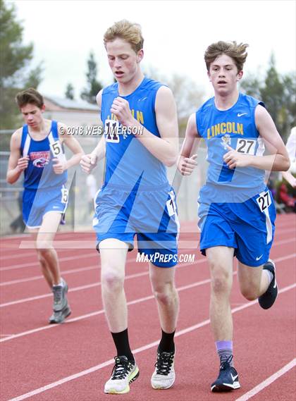 Thumbnail 1 in 4th Annual Randy Sturgeon Invitational (Boys 1600) photogallery.