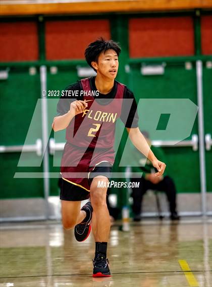 Thumbnail 3 in Kennedy vs Florin photogallery.