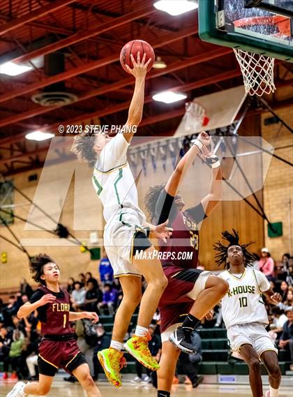 Thumbnail 3 in Kennedy vs Florin photogallery.