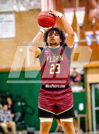 Thumbnail 3 in Kennedy vs Florin photogallery.