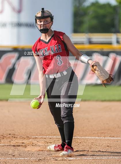 Thumbnail 2 in Linn-Mar @ Waterloo East photogallery.