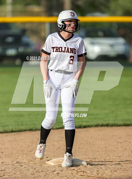 Thumbnail 2 in Linn-Mar @ Waterloo East photogallery.
