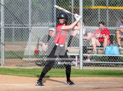 Thumbnail 2 in Linn-Mar @ Waterloo East photogallery.