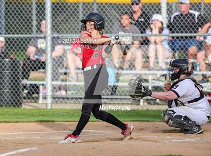 Thumbnail 3 in Linn-Mar @ Waterloo East photogallery.