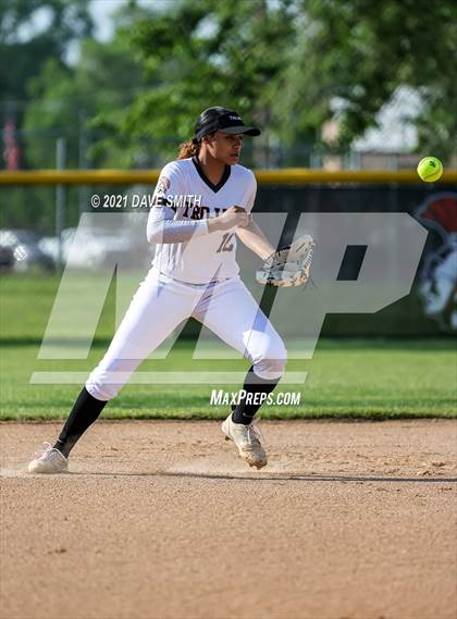 Thumbnail 3 in Linn-Mar @ Waterloo East photogallery.
