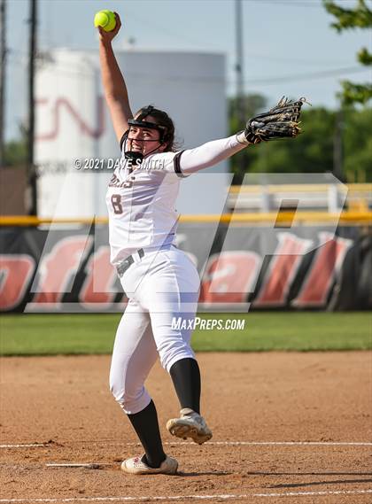 Thumbnail 2 in Linn-Mar @ Waterloo East photogallery.