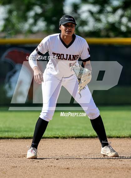 Thumbnail 1 in Linn-Mar @ Waterloo East photogallery.