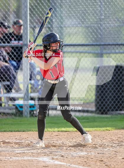 Thumbnail 1 in Linn-Mar @ Waterloo East photogallery.