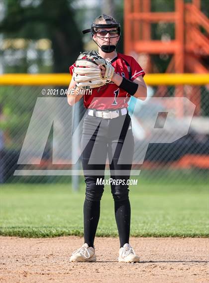 Thumbnail 3 in Linn-Mar @ Waterloo East photogallery.