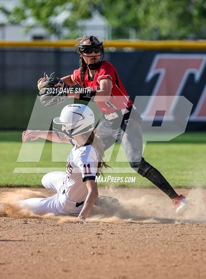 Thumbnail 2 in Linn-Mar @ Waterloo East photogallery.