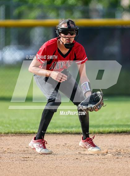 Thumbnail 1 in Linn-Mar @ Waterloo East photogallery.